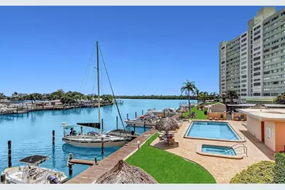 51 Island Way #104, Clearwater Beach, FL 33767 - Photo 39