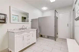 51 Island Way, Clearwater Beach, FL 33767 - Photo 59