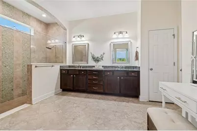 7223 Hourglass Drive, Apollo Beach, FL 33572 - Photo 11
