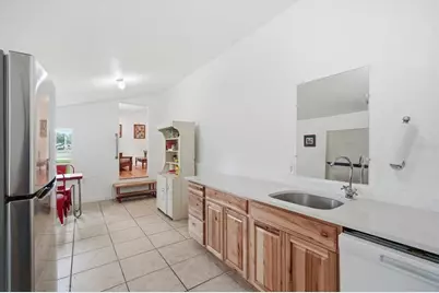 1001 E Reynolds Street, Plant City, FL 33563 - Photo 7