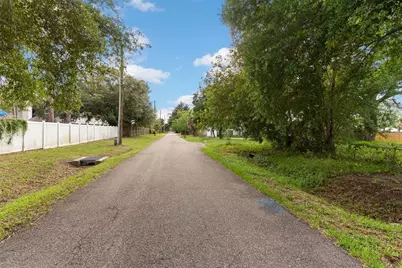 3233 Laurel Avenue, Clearwater, FL 33762 - Photo 7