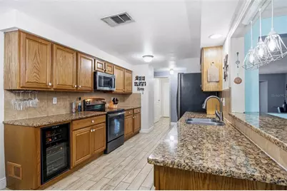 1430 Sutton Place Dr, Palm Harbor, FL 34683 - Photo 9