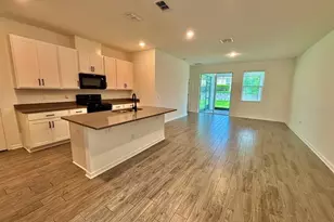 7563 Ashcroft Dr, Wesley Chapel, FL 33545 - Photo 3