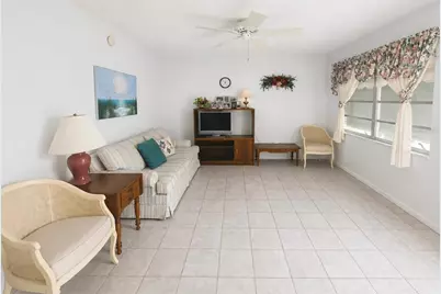 250 Rosery Road NW #328, Largo, FL 33770 - Photo 3