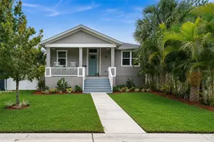 224 Northeast Jefferson Cir N, Saint Petersburg, FL 33702 - Photo 5
