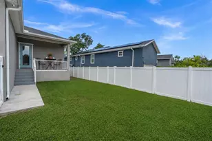224 Northeast Jefferson Cir N, Saint Petersburg, FL 33702 - Photo 39