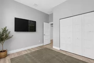 224 Northeast Jefferson Cir N, Saint Petersburg, FL 33702 - Photo 33