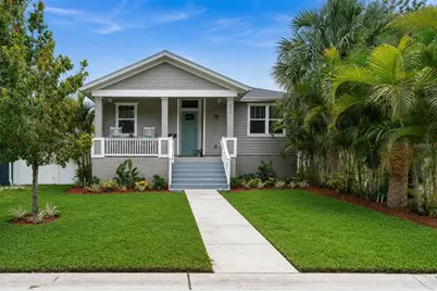 224 NE Jefferson Circle N, Saint Petersburg, FL 33702 - Photo 1