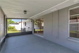 7110 Hollowell Dr, Tampa, FL 33634 - Photo 29