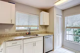 7110 Hollowell Dr, Tampa, FL 33634 - Photo 15