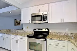 7110 Hollowell Dr, Tampa, FL 33634 - Photo 15