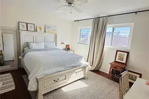 1221 Drew St, Clearwater, FL 33755 - Photo 5