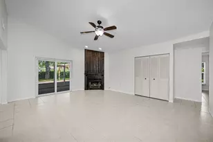 10050 62nd Ave N, Saint Petersburg, FL 33708 - Photo 5