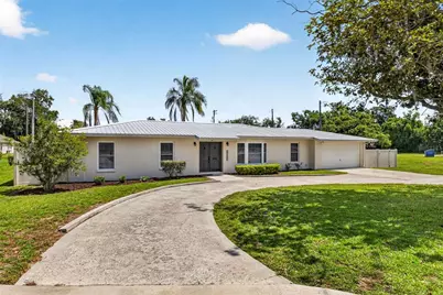 37121 Meridian Avenue, Dade City, FL 33525 - Photo 1