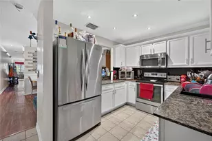 10818 Brickside Ct, Riverview, FL 33579 - Photo 15