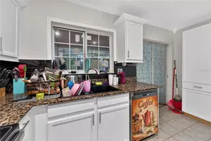 10818 Brickside Ct, Riverview, FL 33579 - Photo 17