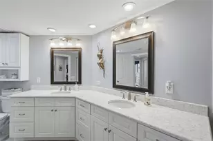 4981 Bacopa Ln S, Saint Petersburg, FL 33715 - Photo 29