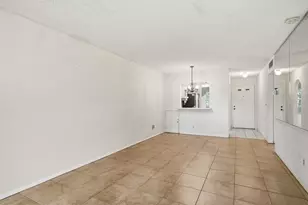 3127 Mission Grove Dr, Palm Harbor, FL 34684 - Photo 9