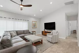 661 7th Ave N, Tierra Verde, FL 33715 - Photo 11