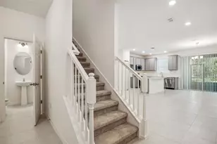 5756 Spotted Harrier Wy, Lithia, FL 33547 - Photo 5