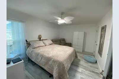 230 Medallion Boulevard #D, Madeira Beach, FL 33708 - Photo 15