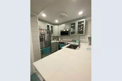 230 Medallion Boulevard #D, Madeira Beach, FL 33708 - Photo 11