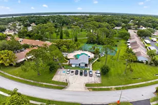 2728 Bentley Dr, Palm Harbor, FL 34684 - Photo 43