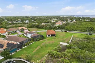 2317 5th St E, Palmetto, FL 34221 - Photo 31