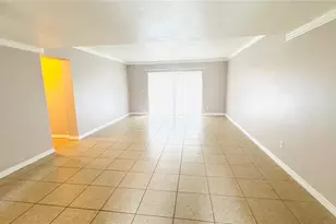 5508 Pokeweed Ct, Tampa, FL 33617 - Photo 3