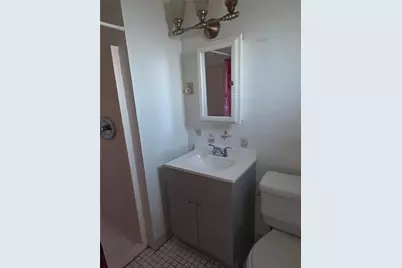 2440 25th Street N #Apt 2, Saint Petersburg, FL 33713 - Photo 7