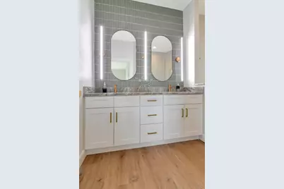 7025 Boca Ciega Drive, Saint Pete Beach, FL 33706 - Photo 27