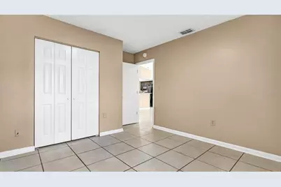 2610 E Lake Avenue, Tampa, FL 33610 - Photo 23