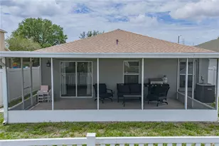 8160 Canterbury Lake Blvd, Tampa, FL 33619 - Photo 45