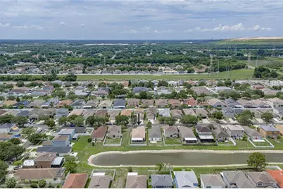 8160 Canterbury Lake Boulevard, Tampa, FL 33619 - Photo 3