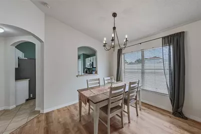 8160 Canterbury Lake Boulevard, Tampa, FL 33619 - Photo 15