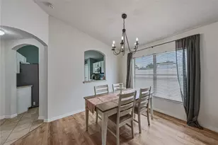 8160 Canterbury Lake Blvd, Tampa, FL 33619 - Photo 15