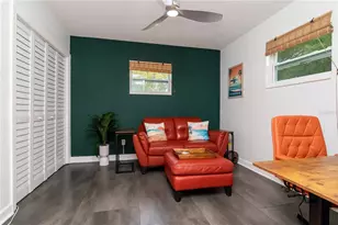 1950 45th St N, Saint Petersburg, FL 33713 - Photo 19