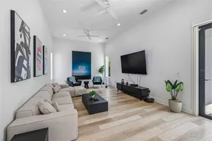2701 N Poplar Ave, Tampa, FL 33602 - Photo 19