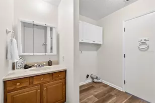 39901 Otis Allen Rd, Zephyrhills, FL 33540 - Photo 29