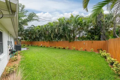 55 A Dolphin Drive, Treasure Island, FL 33706 - Photo 25