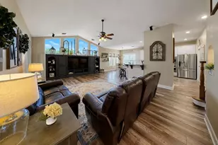10619 Lithia Estates Dr, Lithia, FL 33547 - Photo 5