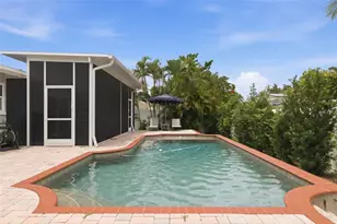 6085 Tanglewood Dr NE, Saint Petersburg, FL 33703 - Photo 33