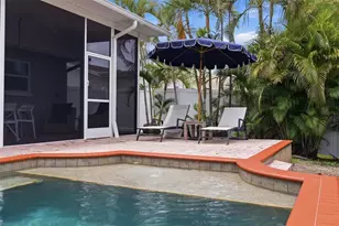6085 Tanglewood Dr NE, Saint Petersburg, FL 33703 - Photo 31
