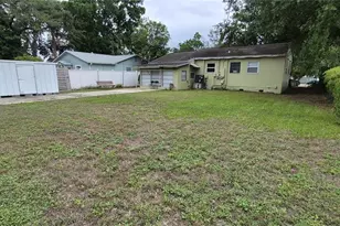 425 40th Ave NE, Saint Petersburg, FL 33703 - Photo 21