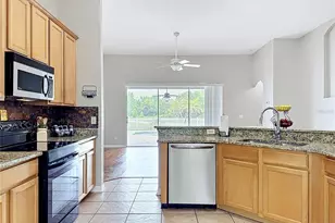 11607 Grove Arcade Dr, Riverview, FL 33569 - Photo 9