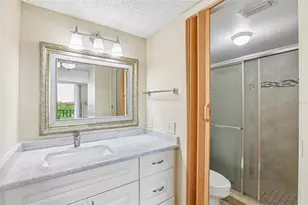 1000 Cove Cay Dr, Clearwater, FL 33760 - Photo 27