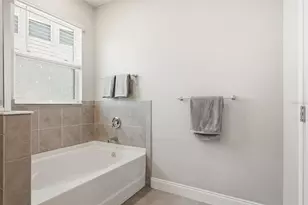 8036 Praise Dr, Tampa, FL 33625 - Photo 23