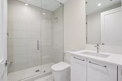 275 1st Avenue S #1104, Saint Petersburg, FL 33701 - Photo 17