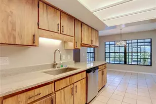 12721 N Armenia Ave, Tampa, FL 33612 - Photo 31