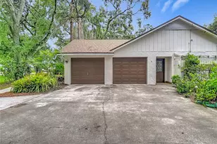 12721 N Armenia Ave, Tampa, FL 33612 - Photo 9
